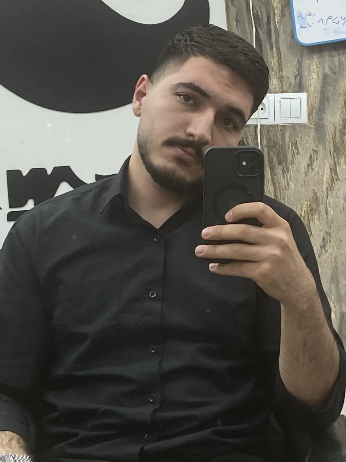 Mahdi ek fotoğraf 1