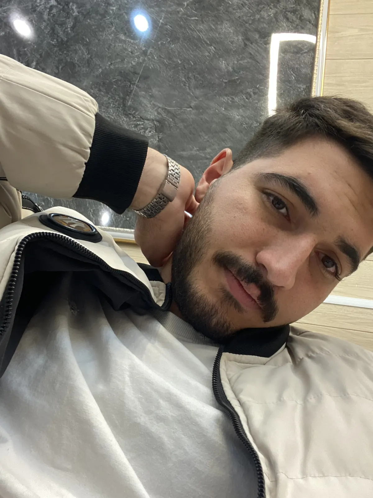 Mahdi ek fotoğraf 2
